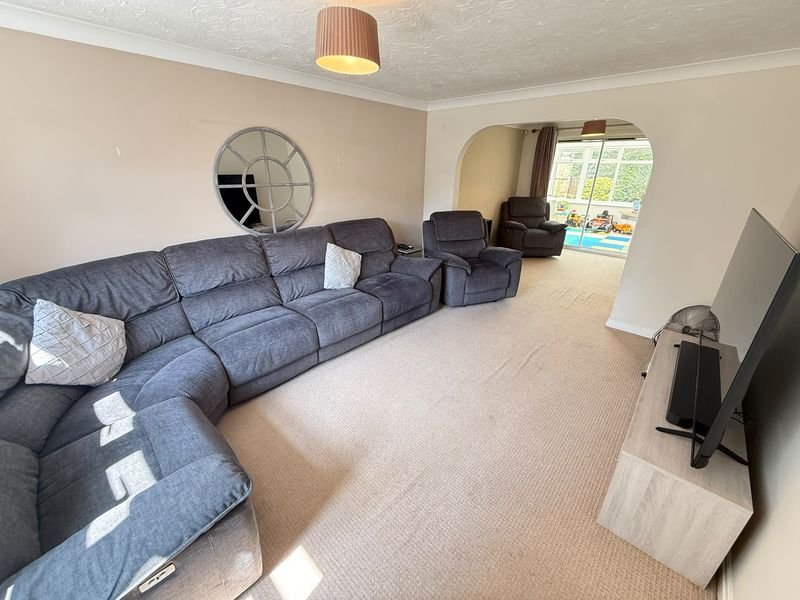 Coventry Avenue Great Sutton